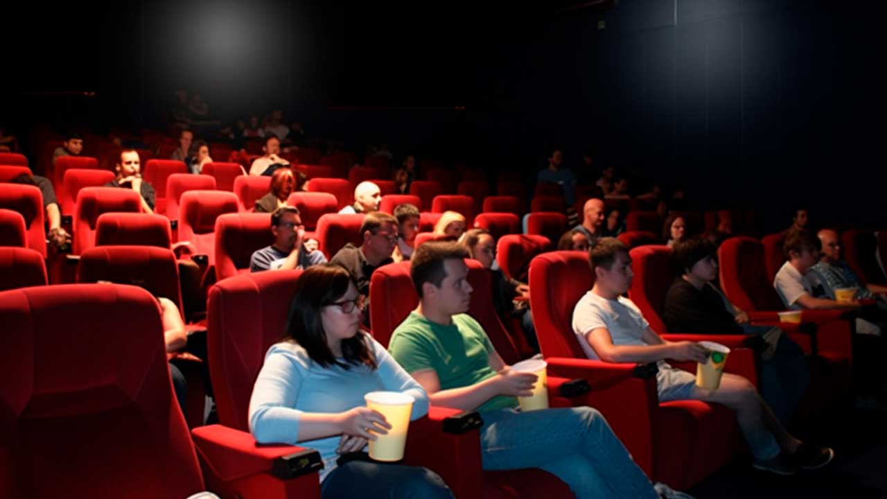 ¿Cuál es el Mejor Lugar para Sentarse en el Cine?